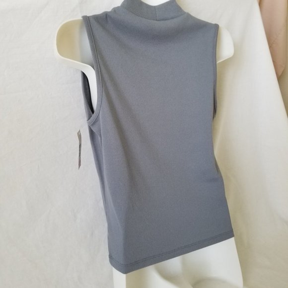 NWT-No Boundaries Sleeveless Grey Top w/Criss-Cross Straps -Juniors 11-13 - Picture 11 of 12